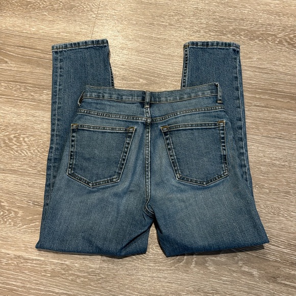 MOVING SALE: Everlane The Cheeky Jean - Picture 3 of 3